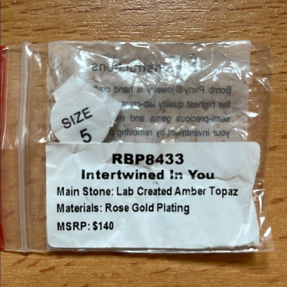 BP November 2024 - Elegant Amber Topaz Rose Gold Women's Ring - Size 5 - Picture 2 of 5